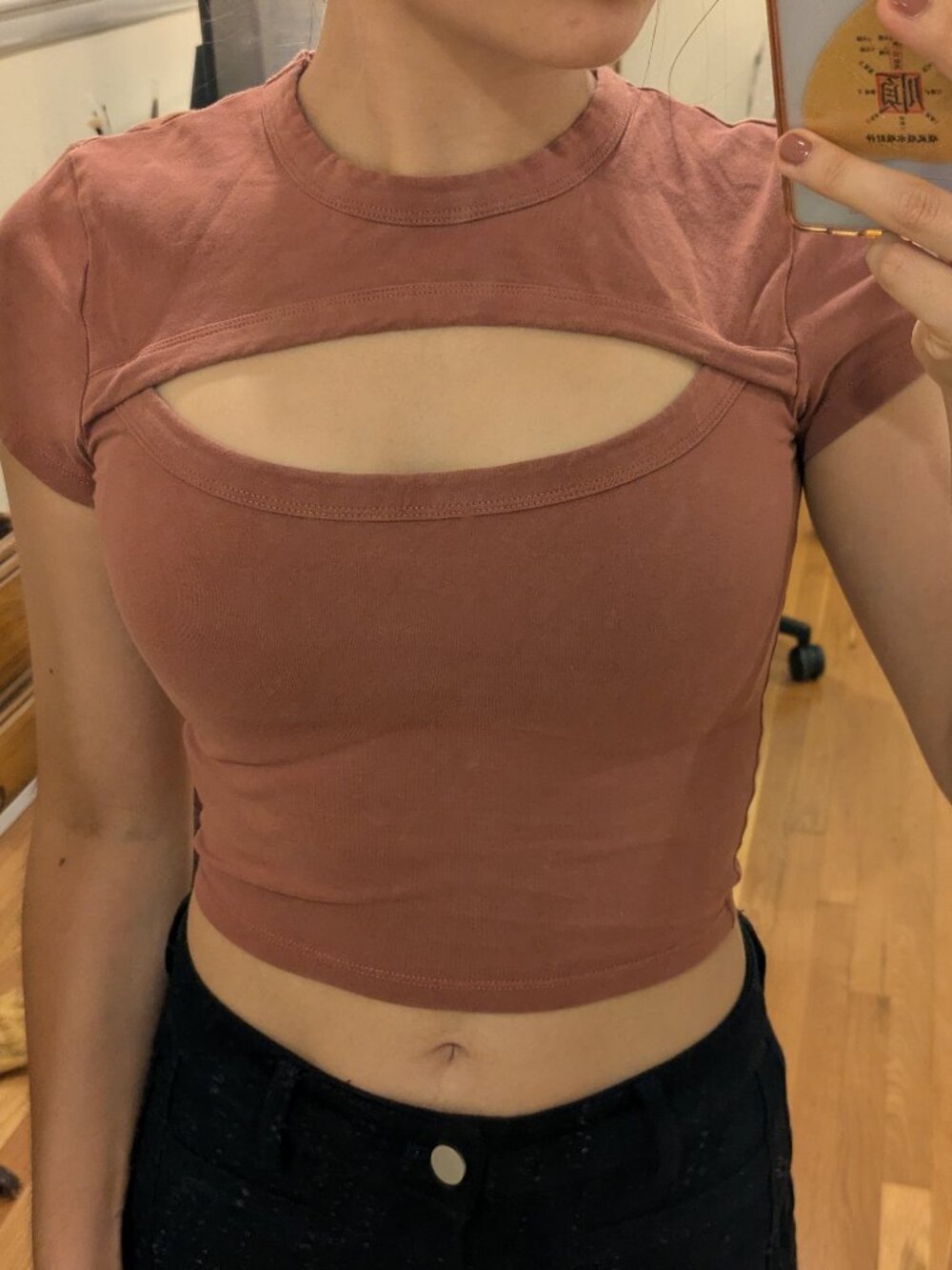 ARITZIA TNA XS Pink Cutout Top